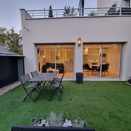 Διαμέρισμα Cosy Facing Parks - Quartier De France Βισύ