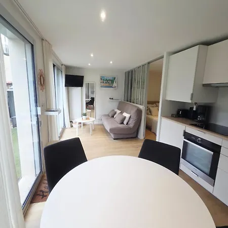 Cosy Facing Parks - Quartier De France Apartment *